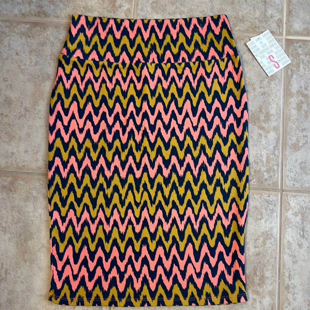 LuLaRoe Small Cassie Skirt NWT